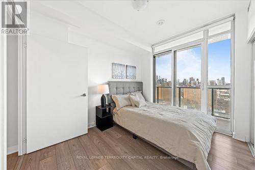 1805 - 120 Parliament Street, Toronto, ON - Indoor Photo Showing Bedroom