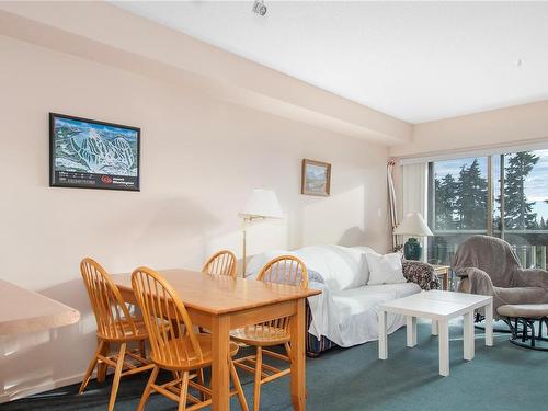 302-1290 Alpine Rd, Courtenay, BC - Indoor