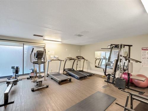 409-1630 Quadra St, Victoria, BC - Indoor Photo Showing Gym Room