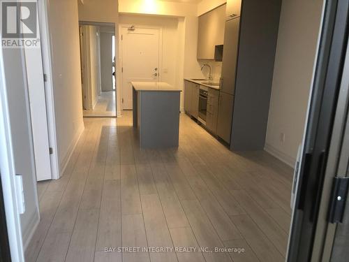 2603 - 30 Elm Drive, Mississauga, ON - Indoor Photo Showing Kitchen