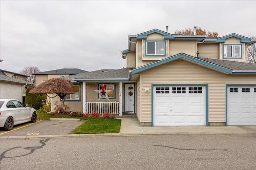 28-1120 Guisachan Road, Kelowna, BC - Outdoor With Deck Patio Veranda With Facade