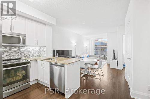 307 - 2 Old Mill Drive, Toronto, ON - Indoor Photo Showing Other Room