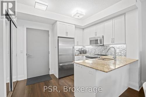 307 - 2 Old Mill Drive, Toronto, ON - Indoor Photo Showing Kitchen With Stainless Steel Kitchen With Upgraded Kitchen