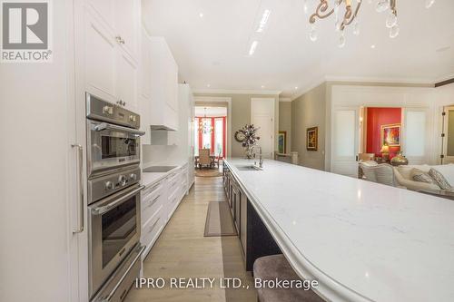 45 - 11 Lambeth Lane, Puslinch, ON - Indoor Photo Showing Kitchen