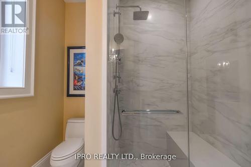 45 - 11 Lambeth Lane, Puslinch, ON - Indoor Photo Showing Bathroom