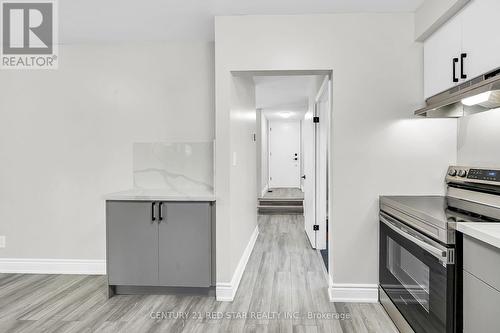 18 Palmer Road, Hamilton, ON - Indoor