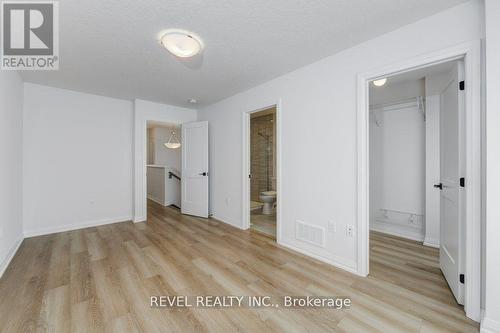 70 - 120 Court Drive, Brant, ON - Indoor Photo Showing Other Room