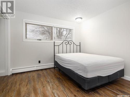 122 Hawkes Bay, Regina, SK - Indoor Photo Showing Bedroom