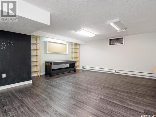 122 Hawkes Bay, Regina, SK - Indoor