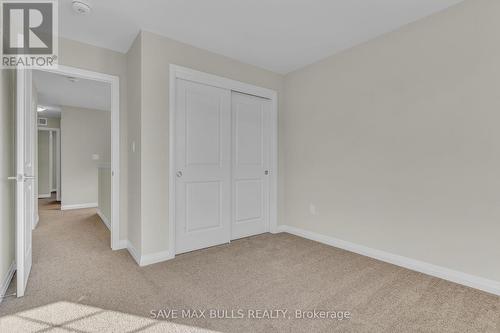 109 Alicia Crescent, Thorold, ON - Indoor Photo Showing Other Room