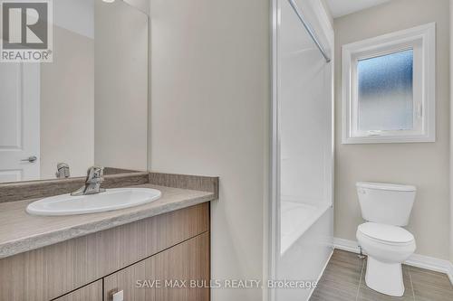 109 Alicia Crescent, Thorold, ON - Indoor Photo Showing Bathroom