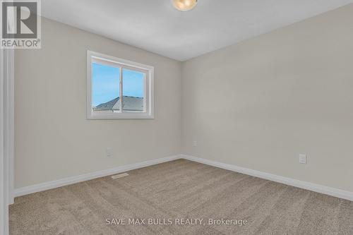 109 Alicia Crescent, Thorold, ON - Indoor Photo Showing Other Room