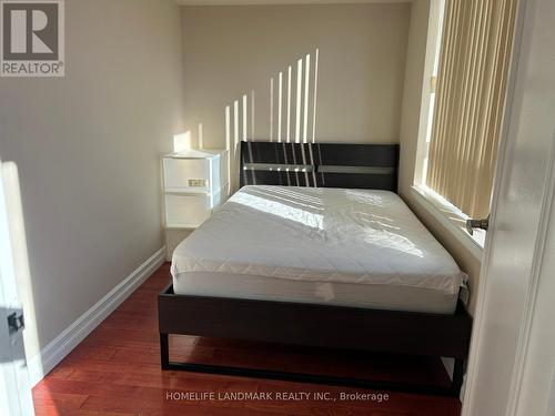 2011 - 633 Bay Street, Toronto, ON - Indoor Photo Showing Bedroom