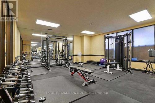 2011 - 633 Bay Street, Toronto, ON - Indoor Photo Showing Gym Room