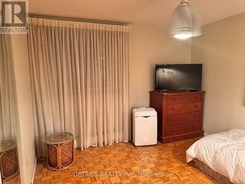 1004 - 3100 Carling Avenue, Ottawa, ON - Indoor Photo Showing Bedroom