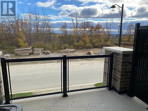 106 Thule Street, Vaughan, ON - Outdoor With View