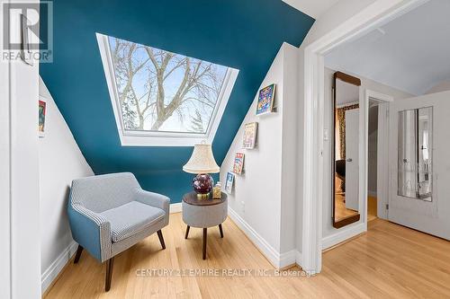 292 Horsham Avenue, Toronto, ON - Indoor Photo Showing Other Room