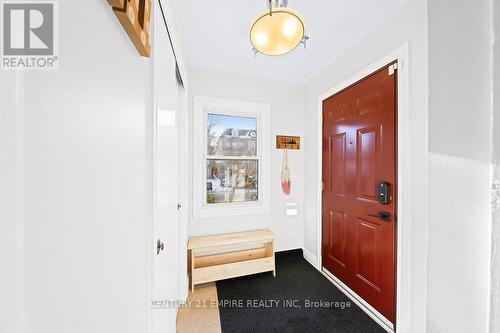 292 Horsham Avenue, Toronto, ON - Indoor Photo Showing Other Room