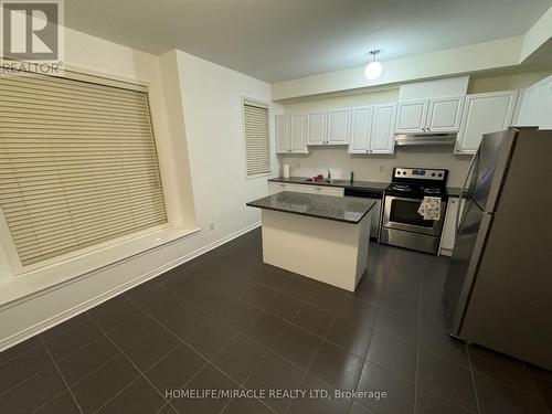 70 Harwood Avenue N, Ajax, ON - Indoor Photo Showing Kitchen