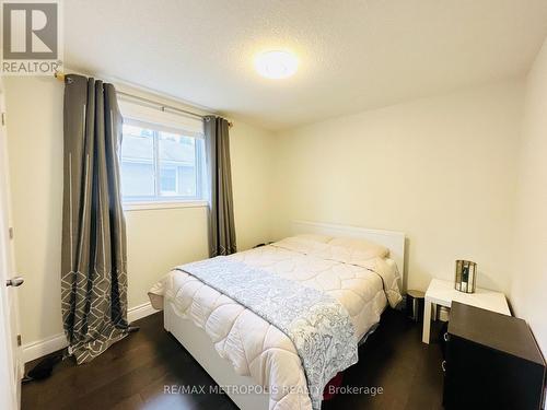 Main - 646 Mountview Place, Newmarket, ON - Indoor Photo Showing Bedroom