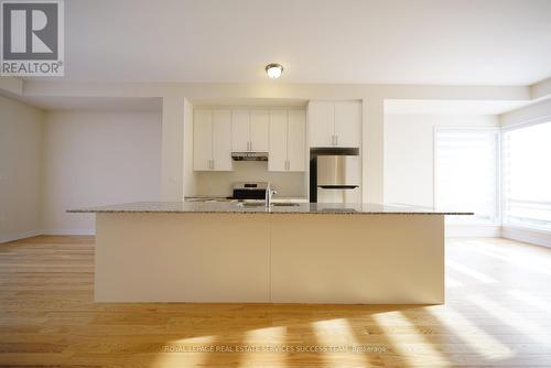 3097 Meadowridge Drive, Oakville, ON - Indoor Photo Showing Kitchen