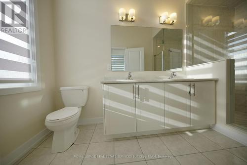 3097 Meadowridge Drive, Oakville, ON - Indoor Photo Showing Bathroom