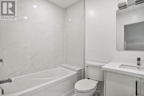 4619 Second Avenue, Niagara Falls, ON - Indoor Photo Showing Bathroom