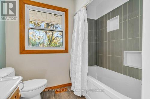 19 Promenade Road, Guelph/Eramosa, ON - Indoor Photo Showing Bathroom