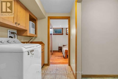 19 Promenade Road, Guelph/Eramosa, ON - Indoor Photo Showing Laundry Room