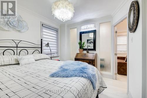 19 Albani Street, Toronto, ON - Indoor Photo Showing Bedroom