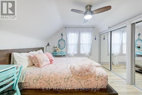 19 Albani Street, Toronto, ON - Indoor Photo Showing Bedroom