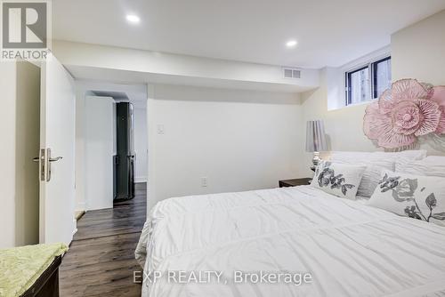 19 Albani Street, Toronto, ON - Indoor Photo Showing Bedroom