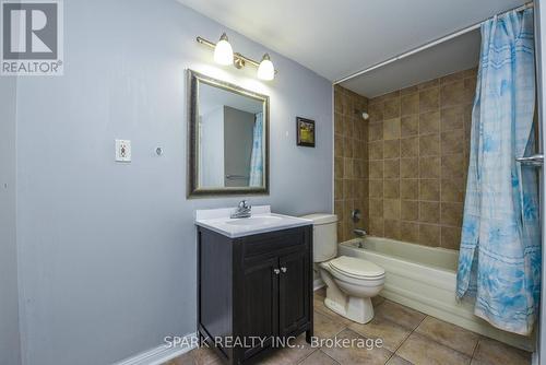 42 Winners Circle, Brampton, ON - Indoor Photo Showing Bathroom