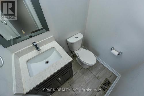 42 Winners Circle, Brampton, ON - Indoor Photo Showing Bathroom