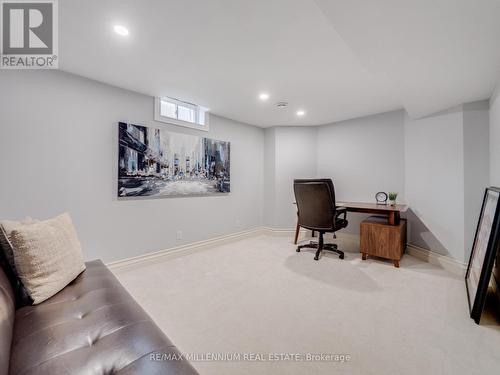 1050 Masters Green, Oakville, ON - Indoor Photo Showing Basement