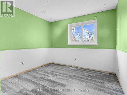 17 Maplestone Avenue, Sarnia, ON - Indoor Photo Showing Other Room