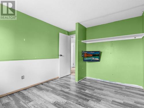 17 Maplestone Avenue, Sarnia, ON - Indoor Photo Showing Other Room