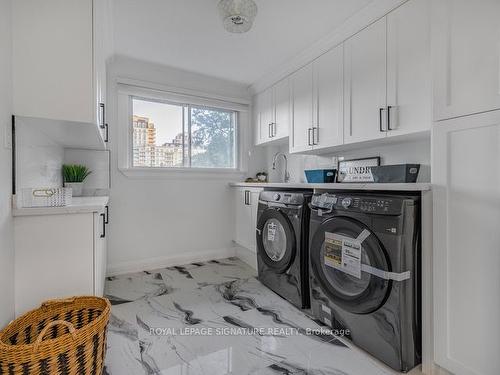 16 Ennismore Pl, Toronto, ON - Indoor Photo Showing Laundry Room