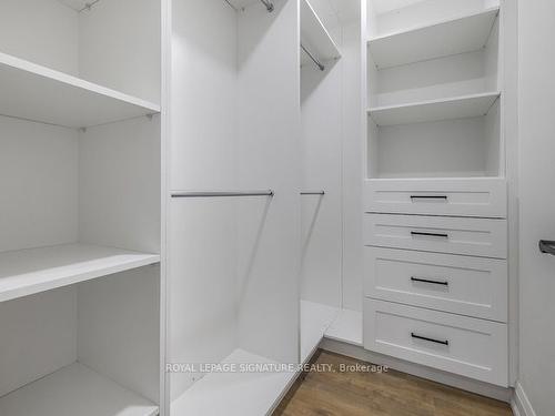 16 Ennismore Pl, Toronto, ON - Indoor With Storage