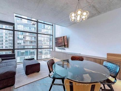 1126-36 Blue Jays Way, Toronto, ON - Indoor