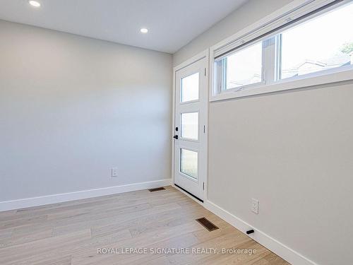 Upper-20 Kewbeach Ave, Toronto, ON - Indoor Photo Showing Other Room