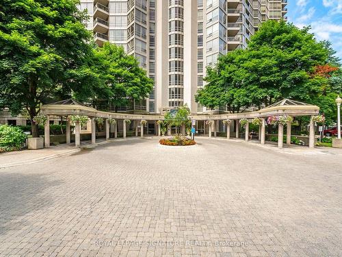 2801-45 Kingsbridge Gardens Circ, Mississauga, ON - Outdoor