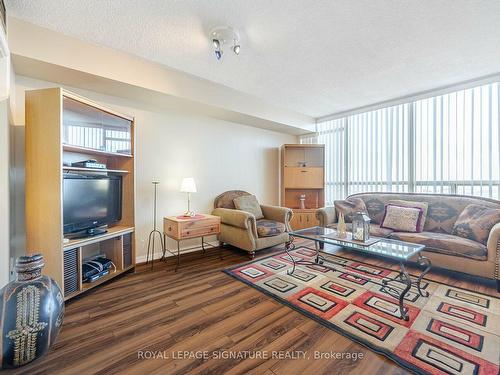 2801-45 Kingsbridge Gardens Circ, Mississauga, ON - Indoor Photo Showing Living Room