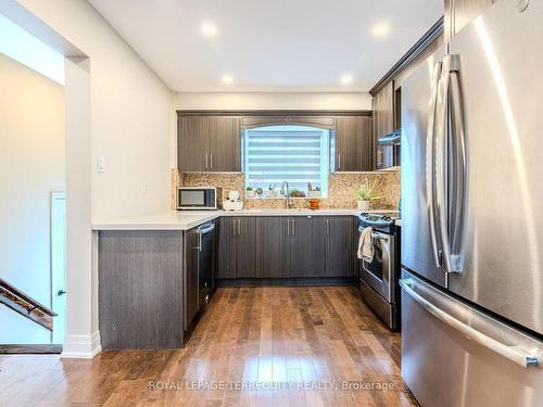 84 Moregate Cres, Brampton, ON - Indoor Photo Showing Kitchen