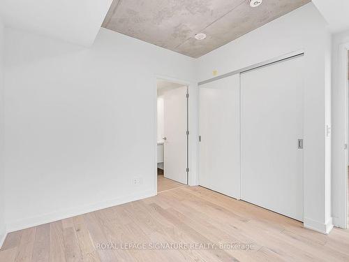 616-2720 Dundas St W, Toronto, ON - Indoor Photo Showing Other Room