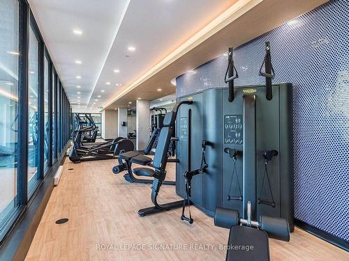 616-2720 Dundas St W, Toronto, ON - Indoor Photo Showing Gym Room