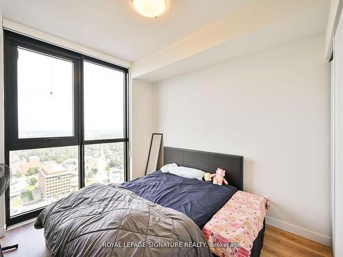 3205-60 Frederick St, Kitchener, ON - Indoor Photo Showing Bedroom