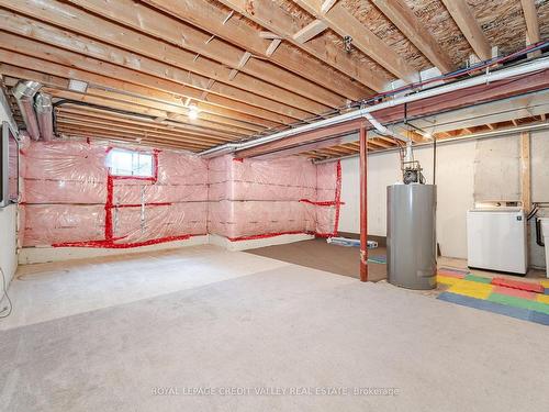 12-7 Lakelawn Rd, Grimsby, ON - Indoor Photo Showing Basement