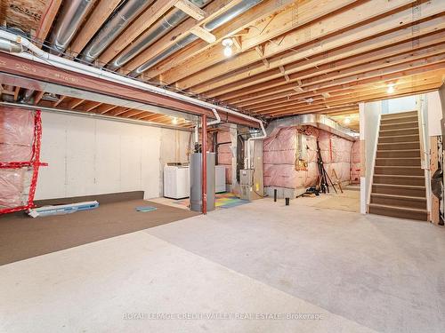 12-7 Lakelawn Rd, Grimsby, ON - Indoor Photo Showing Basement