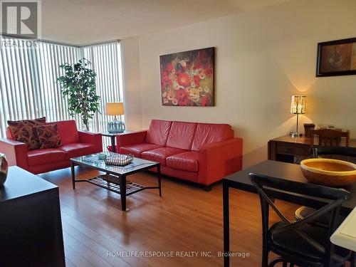 1602 - 50 Eglinton Avenue W, Mississauga, ON - Indoor Photo Showing Living Room